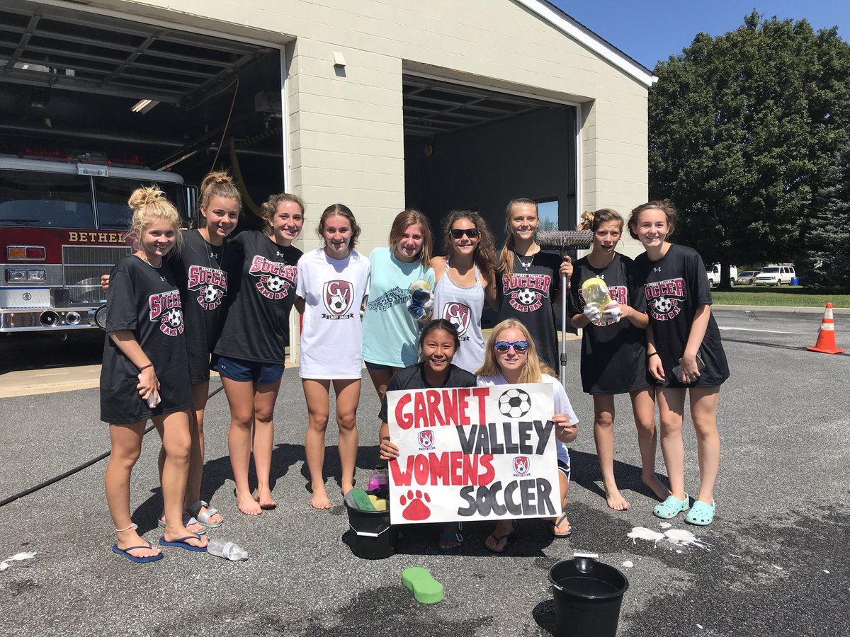 heatherdoc3's tweet photo. Come out to support GV women’s soccer program ! Carwash 10/10/20 from 12-4 Pagano funeral home 🚗⚽️💦! https://t.co/gO0lzEpBqS