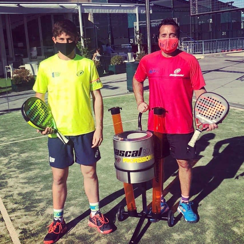 Hoy toca entrenar con toda la gama de equipamiento <a href="/bullpadelsport/">Bullpadel</a> <a href="/PascalBox_ES/">Pascal Box</a> en <a href="/PadelMoraleja/">La Moraleja Club de Pádel 🎾</a> <a href="/CentroPadelPro/">CPP</a> 👍🏼🎾💡✅