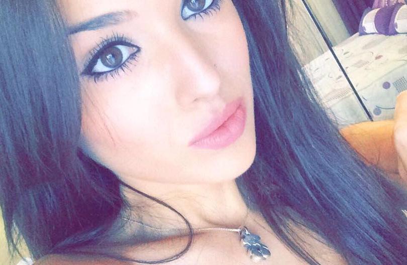 The Sun Watches What I Do. But The Moon Knows All My Secrets..🍓😘😚