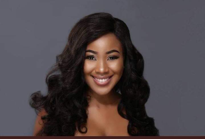 Byabasaijabk's tweet photo. The realist,The emotional,The luving,The caring,The misunderstood,The misjudged,The happiest, The Loyal,The person with the purest of Hearts I will never stop Being loyal to u Queen @EricaNlewedim. #UnstopableErica #Kiddrica #KiddwayaTheConqueror #LoyalToErica #LoyalToErica.❤❤ https://t.co/A45cee0E3A