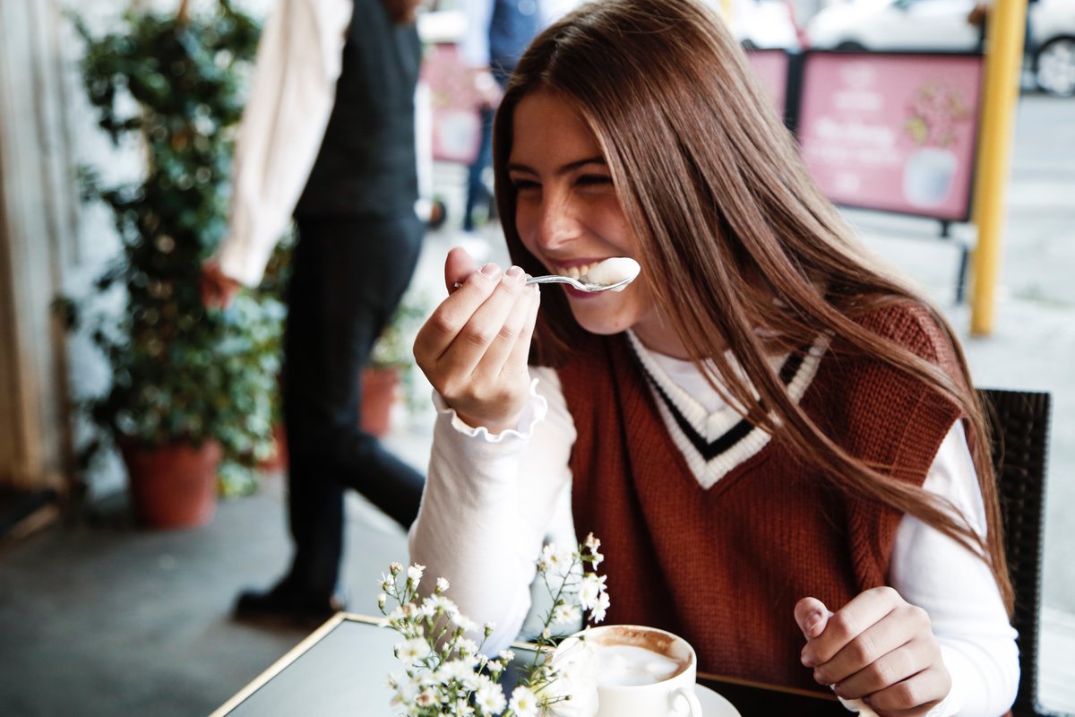 SuiteBenedict's tweet photo. A good cappuccino in the morning makes everyone in a good mood☕️ #suitebenedict #sblovers #suitegirl #thursdaymorning #cappuccino #OOTD https://t.co/w3BywpzZd6