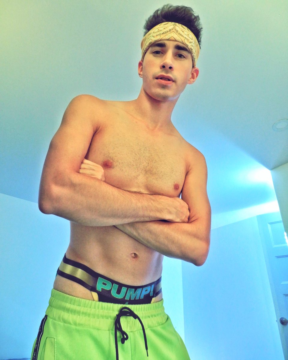 Jake Nobello 2_0 backup on X: Try something New & go #New #pumps  @Sexymenunderwe1 t.co7F5ekJBXho  X