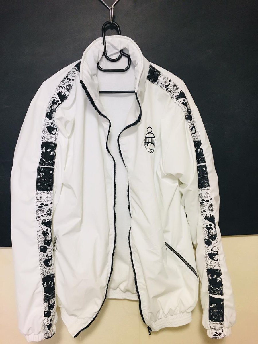 KhdClothing's tweet photo. Please share this, my customer could be on your timeline.🙏🏽🙏🏽
I deliver nationwide. ✨

#WearAMask 
#izangomazodumo https://t.co/CXTplBzZKT