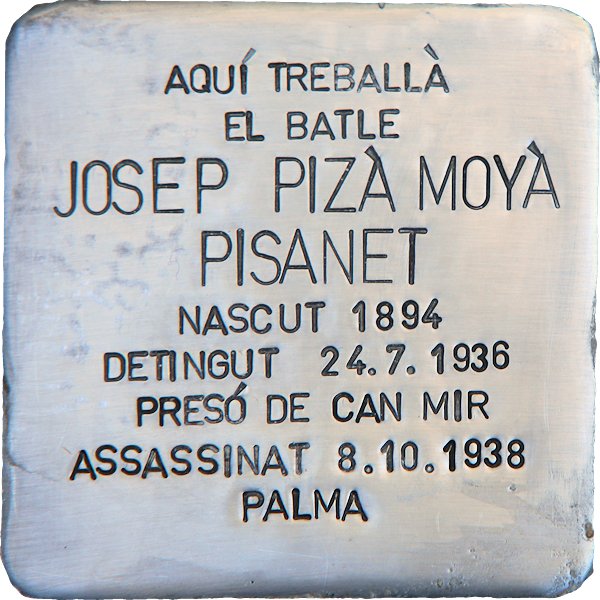 IStolpersteine's tweet photo. #OTD en 1938 era asesinado el alcalde de Consell
JOSEP PIZÀ MOYÀ, "PISANET"
Desde hace casi dos años, gracias a @MemoriaMallorca, una ⬜️ #RemStone (*) le recuerda en el lugar donde trabajaba, el Ayuntamiento de esa localidad. https://t.co/TzaoSJ00lD
