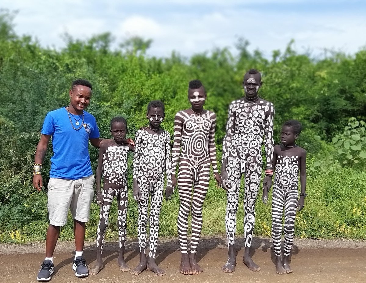 Mursi tribe young boys with body painting Omo Valley Ethiopia!
🌐 https://t.co/FtUvaTRt9G
#Ethiopia #OmoValley #mamaruethiopiantours #mamarulocalguide #omovalleytribes #omovalleytour #omovalleylocalguide #africa #travelafrica #travelethiopia #mursi #mursitribe #mursitribes https://t.co/xH1QsRogaM