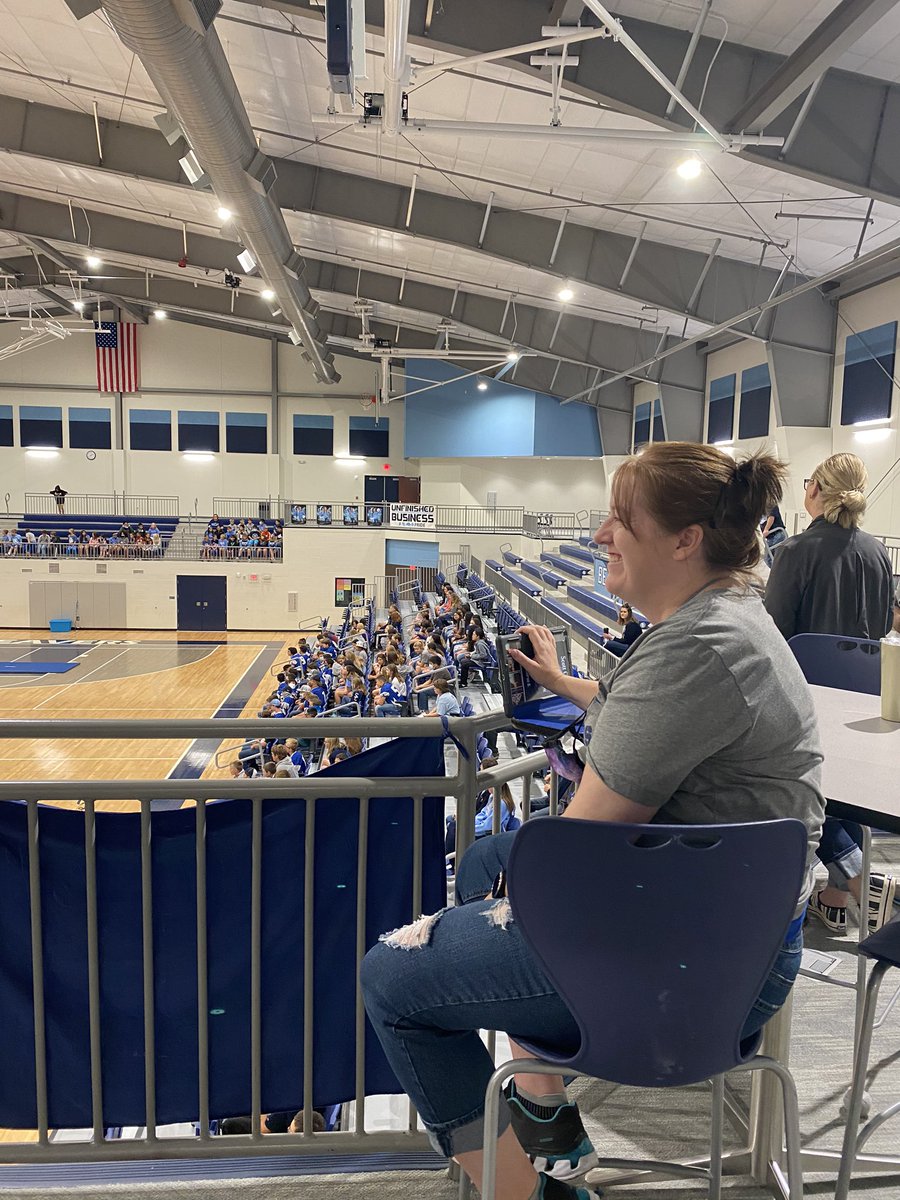 janairvin's tweet photo. Mrs. Briggs zooming in a home quarantine student to the pep rally this morning. #notmissingout #wearesc https://t.co/18oNey6WYM