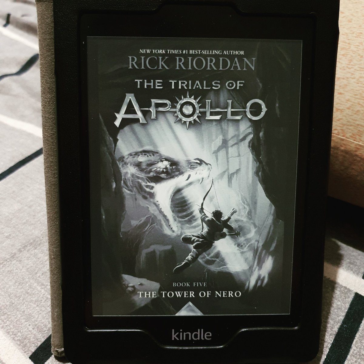 aini12aian's tweet photo. Last book in #TheTrialsOfApollo series 😳

#CurrentlyReading #TheTowerOfNero #RickRiordan https://t.co/C51YkvaoV7