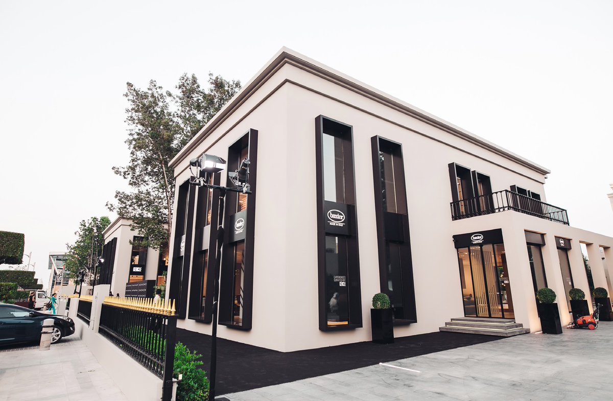 dufitinteriors's tweet photo. Throwback! The completion of the iconic showrooms for Fendi Casa, Trussardi, and Baxter located in Jumeirah Beach Road.
#Completed #Project #jumeirah #fendicasa #trussardi #baxter #showroom #villatoshowroon #work #luxuryhomes #homedecor #reconstruction #contractorintraining https://t.co/igAilXkl6Q