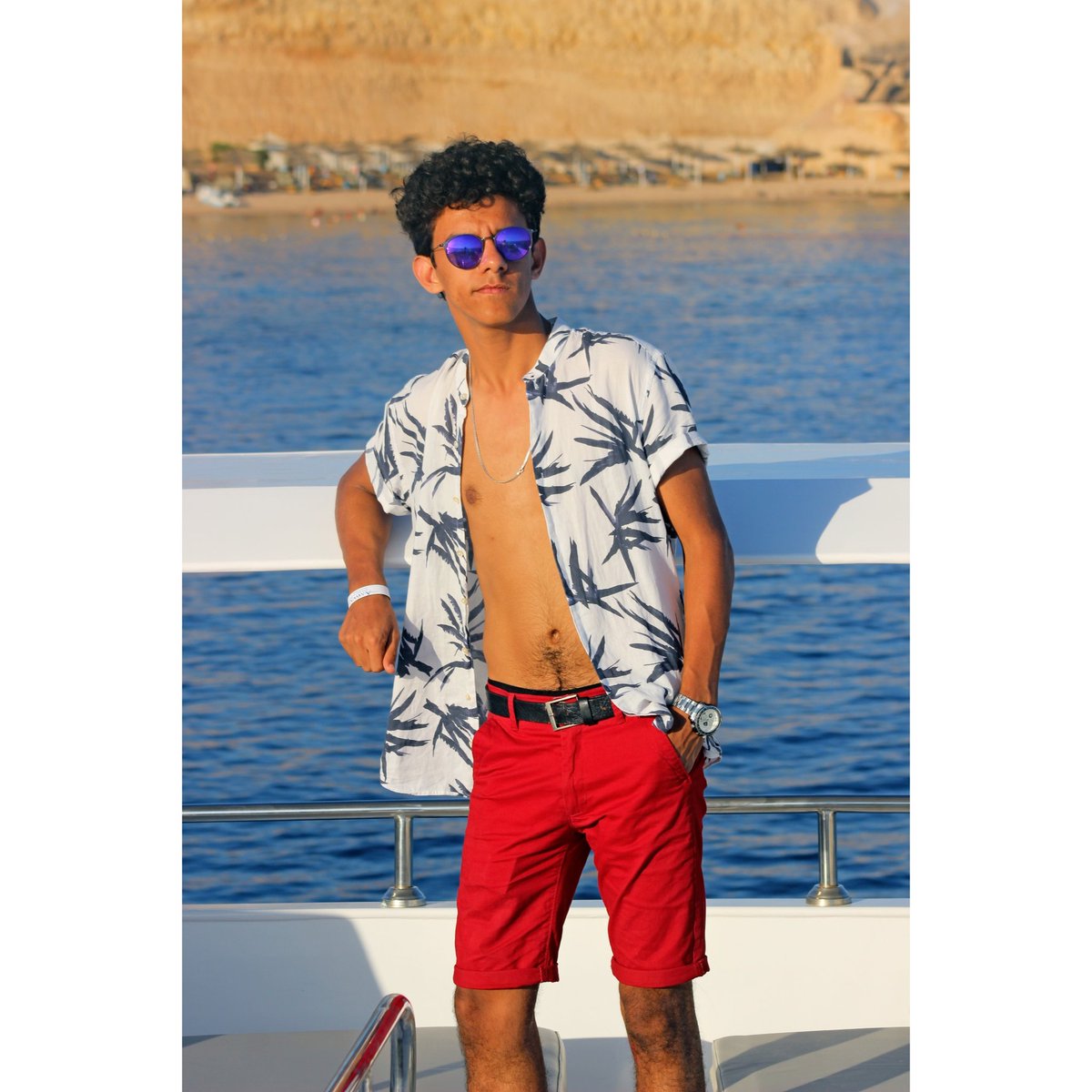 3abooh2's tweet photo. #NewProfilePic
#sammertime #SummerVibes
🔥❤️ https://t.co/RNsuSzegsq