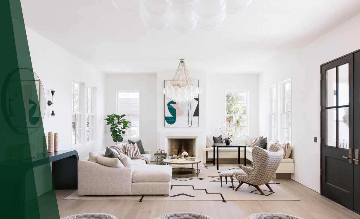 For an instant yet subtle impact, this spectacular living room with its clean lines and focussed design is simply stunning 😍

Has this gorgeous space got your creative juices flowing? let us know what you’ve got planned for your next project.
