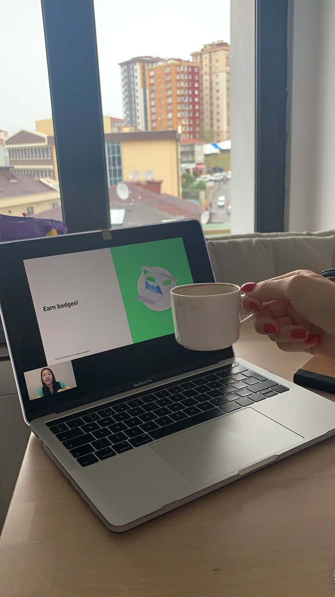 heyeeem's tweet image. Learning something new! So excited 🙌🏻#AndroidDeveloper #DevelopersStudentClub