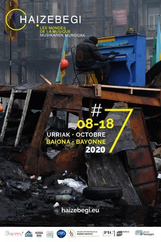 sophie_bussiere's tweet photo. Pendant que certains tentent d’ériger des murs de séparation entre les humains,entre les #langues,d’autres construisent des ponts et mettent en lumière la #diversité et la #beauté du monde…un très beau #festival #Haizebegi sous la houlette de Denis Laborde se profile à #Bayonne! https://t.co/7uEfvtME1h