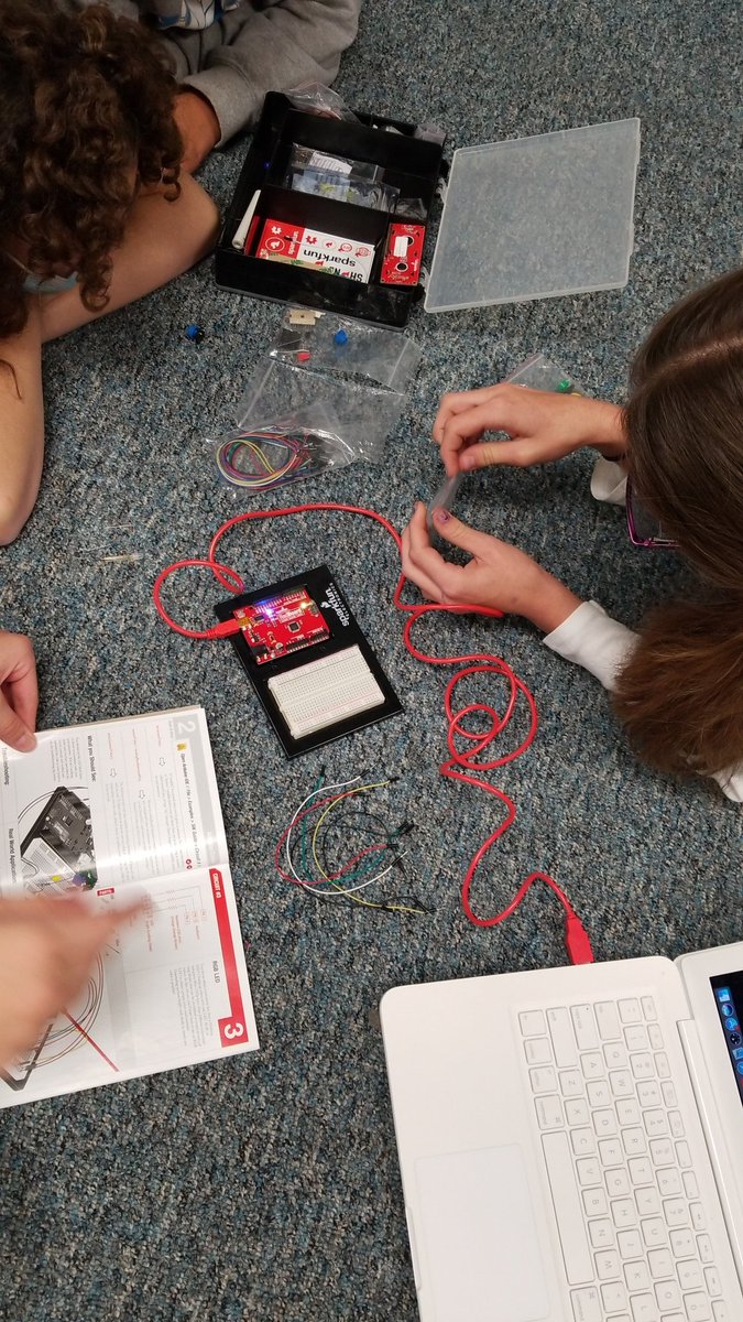 MrEhlersScience's tweet photo. Problem solving using @SparkFunEDU Redboards to code LED lights and LCD screens. @OvertonEagles #WeROverton https://t.co/KYM33tc596