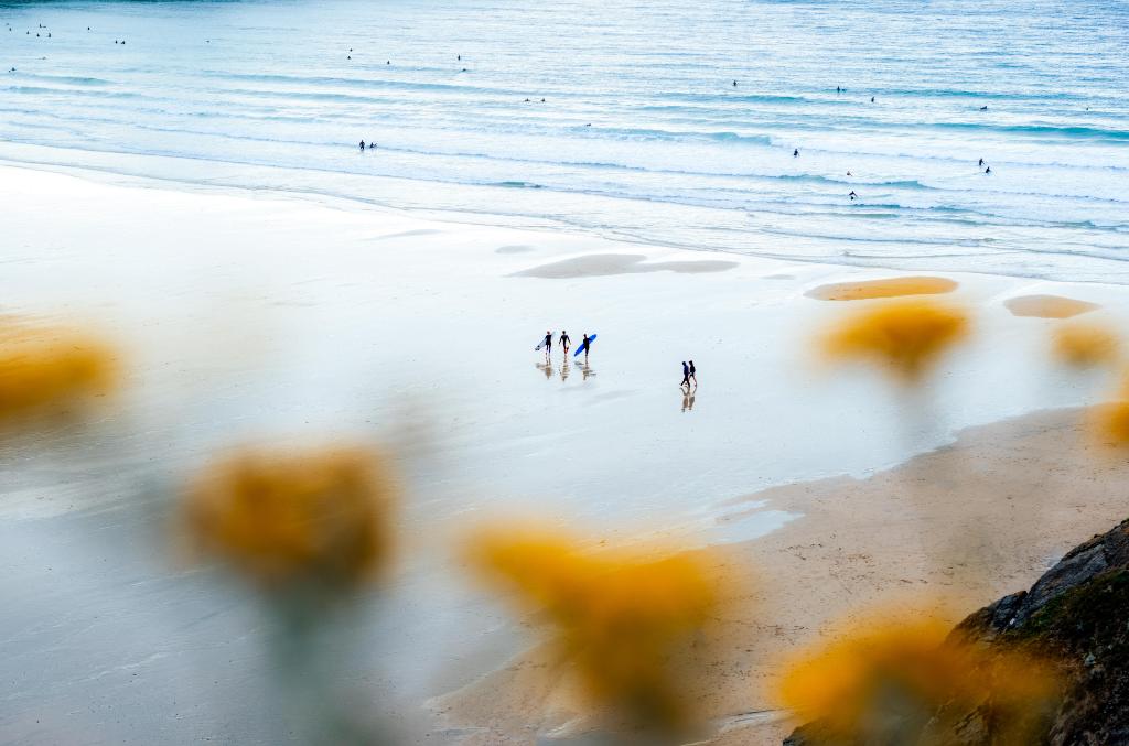 Lucy Laucht – Summer in Cornwall

The British coastline always held a special reverence for Lucy Laucht and her family. Through a "Summer in Cornwall," Lucy retraced old steps and rediscovered her country.  Click for more: bit.ly/363wYt7

#LeicaM10R #Leica #🔴📷
