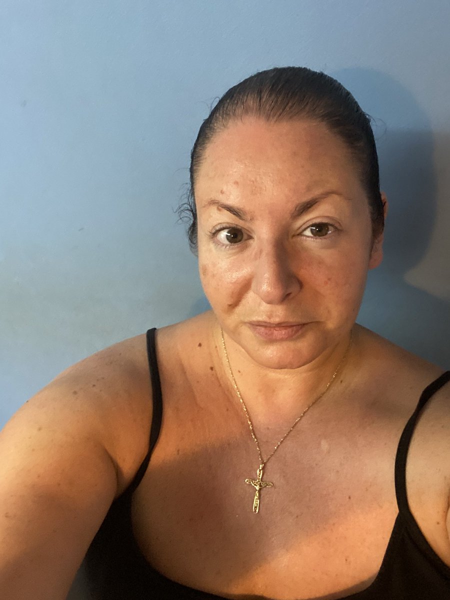 Fabiamariacerra's tweet photo. #ThursdayMotivation ๐ช๐ผ#thursdayworkout #pilates๐ง๐ปโโ๏ธ โฏ๏ธ#coresequence #corepilates #healthybody #HealthyEating ๐๐#healthymind https://t.co/A8YkaKPr1A