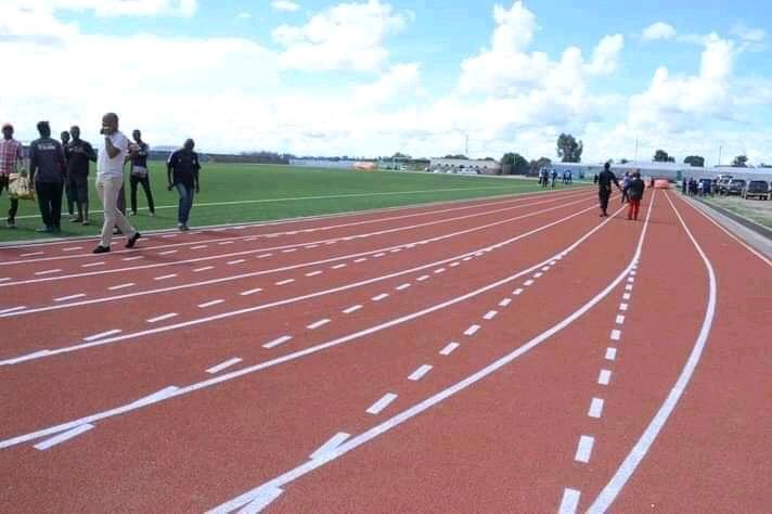 elishairagi_'s tweet photo. 6. Stade Dominique #Diur 

Clubs : @AsSimbaKamikaze 
               #Blessing FC

Ville : Kolwezi

Capacité : environs 6.500 places avec places assises

Pelouse synthétique
Homologué par la @FIFAcom 
Rare stade en #RDC où l'on peut jouer la nuit
Piste d'athlétisme https://t.co/7zphVo4njf