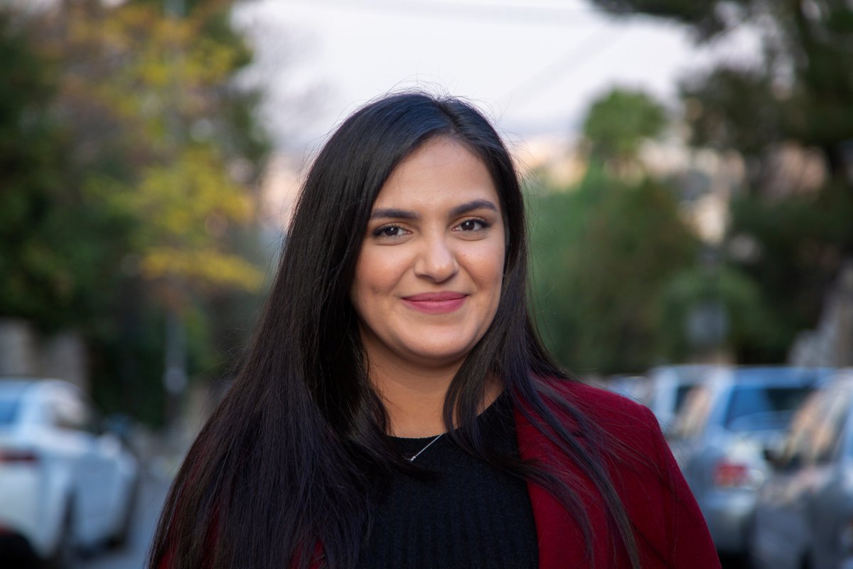 _acpau's tweet image. #NISAAH es presenta avui a @fcpm 🎞️
Elles són la Rima, la Hiam, la Walaa i l’Amal i ens obriran les portes dels seus països per conèixer què significa ser ‘nisaah’ (dona) a l’actualitat

Projecció en directe a les 20.30h: bit.ly/EstrenoNisaah

📸@crazy_cat_raqel i Lucia Venero