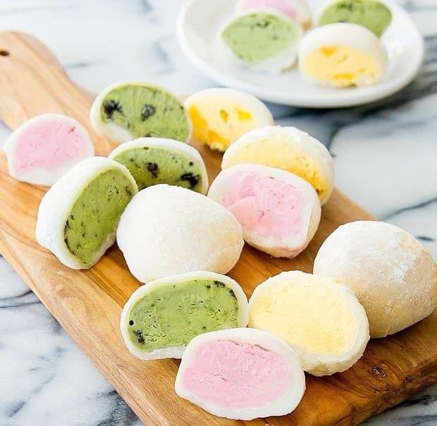 different kinds of mochi — a needed thread.