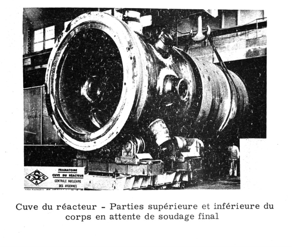 27/ La SFAC (Société des forges et ateliers du Creusot) est en charge de construire les gros composants au Creusot, Cockerill les générateurs de vapeur et les condensateurs, Jeumont les pompes primaires, Schneider-Westinghouse les mécanismes de commande de grappes…