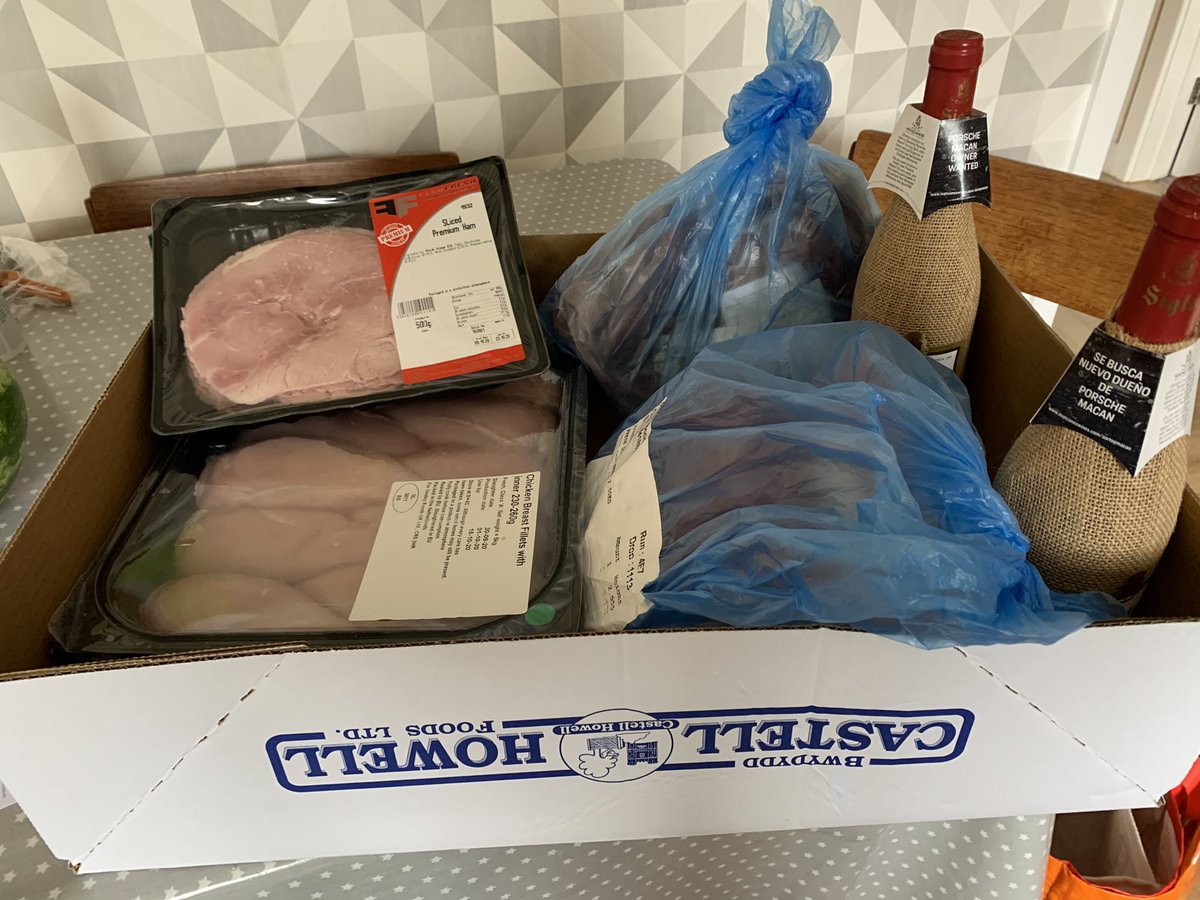 Great products and service from @castellhowell as ever , brilliant that they have pivoted their food service to be open to domestic customers too - top quality meats #agile #pivot #quality