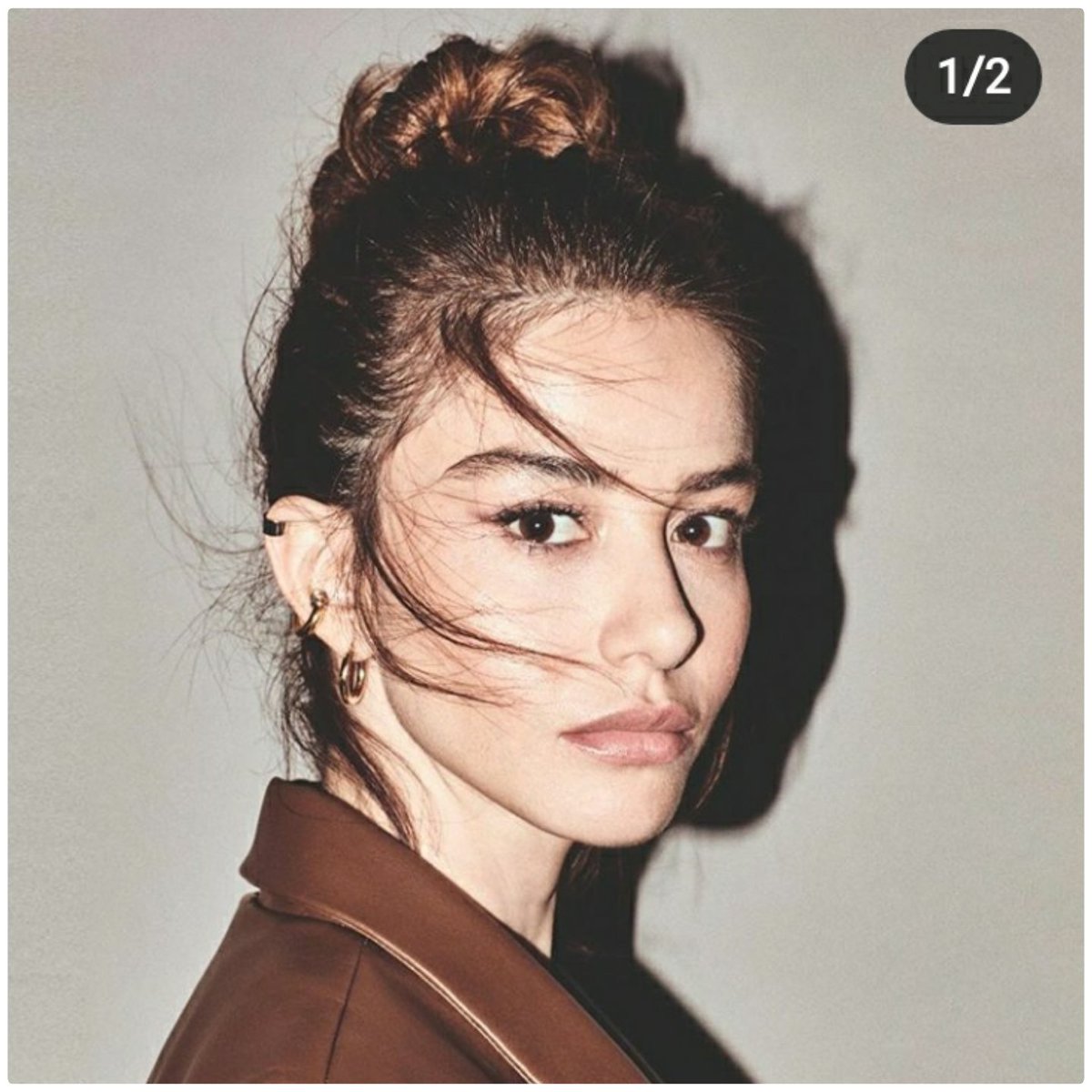 mimmalamantia's tweet image. #ÖzgeGürel 
Bella...elegante...raffinata...leggiadra come una farfalla...