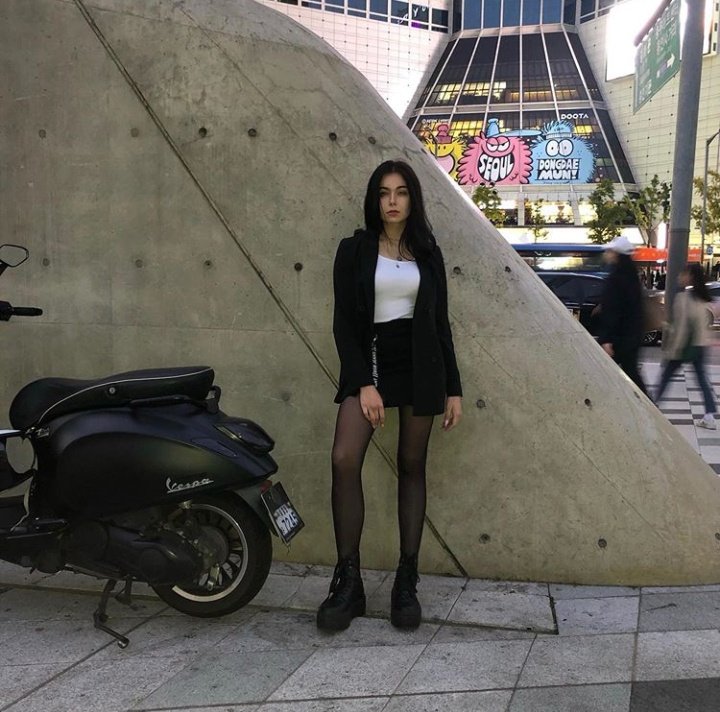 tryoppa's tweet image. Imagine dating her