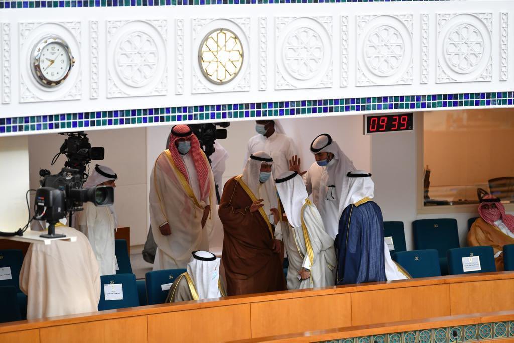 صور / تواجد الشيخ أحمد الفهد في مجلس الأمة بجلسة قسم سمو ولي العهد الشيخ مشعل الأحمد حفظه الله ورعاه