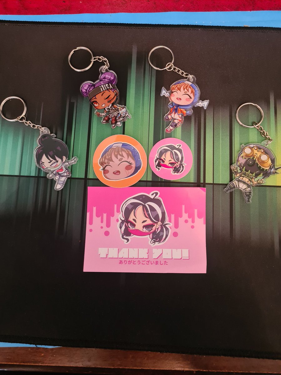 ToastersLegacy's tweet image. So these arrived in the post today. The picture really doesn't give them justice. Please go and check out @ArtNoush you won't be disappointed with what's available an absolute must for any Apex fans out there. @PlayApex