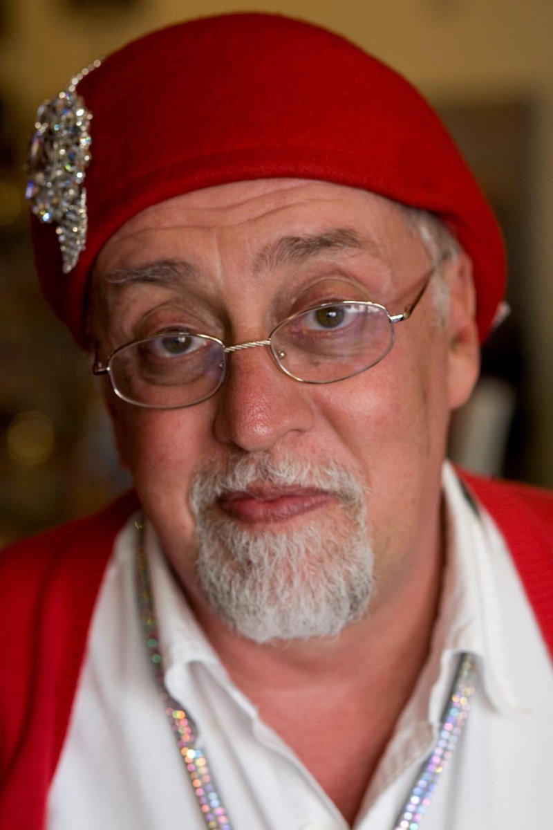 LabTheaterFL's tweet photo. Gilbert Baker, an American artist, gay rights activist, and the designer of the rainbow flag (1978), a worldwide symbol of LGBTQ+ pride.
Join us as we celebrate LGBTQ+ history!
Photo by By Gareth Watkins - Own work, CC BY 3.0, https://t.co/70GwkOwiKg
#RaiseYourStandards #LabPride https://t.co/nly20Ci4JF