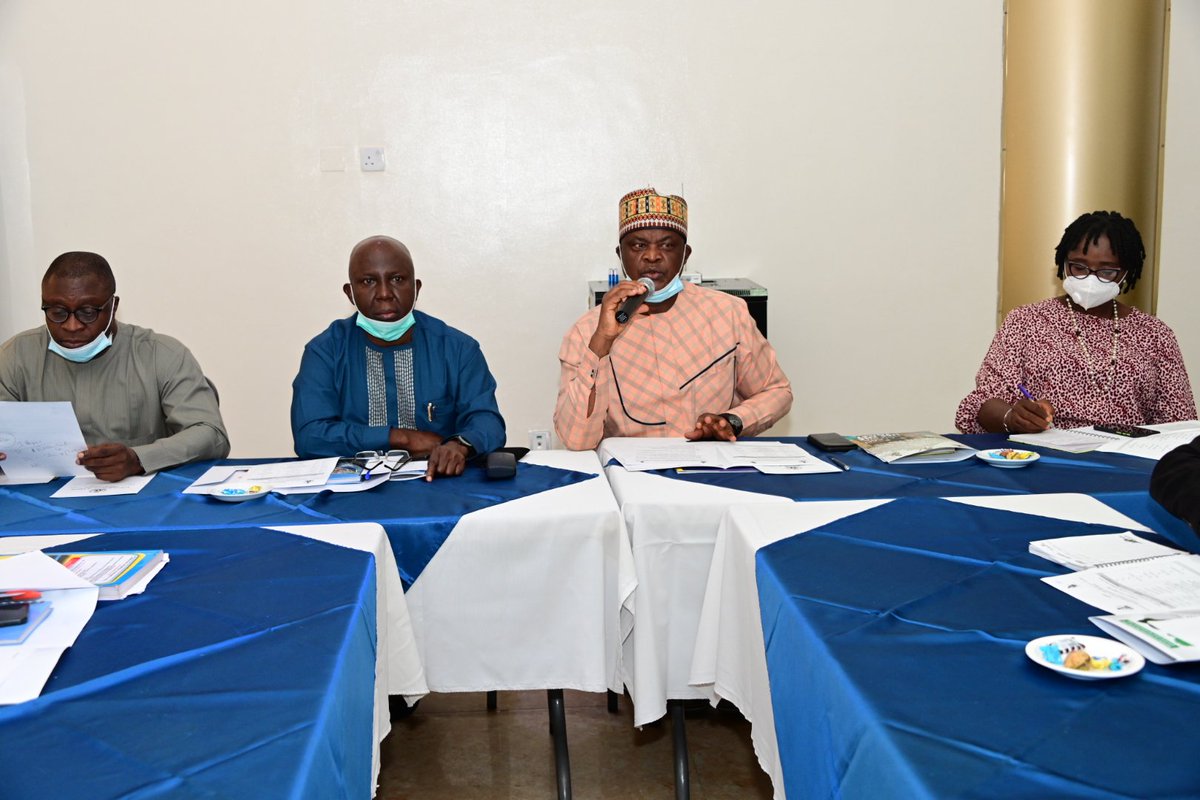 CleanNigeria25's tweet photo. Director, Water Quality Control and Sanitation @solawe737 urges all to pay attention to the Papers that will be presented. He added that the papers are deliberately selected to give them a clear understanding of the Campaign to #EndOpenDefecation as Focal Officers. https://t.co/ETr5VIltcT