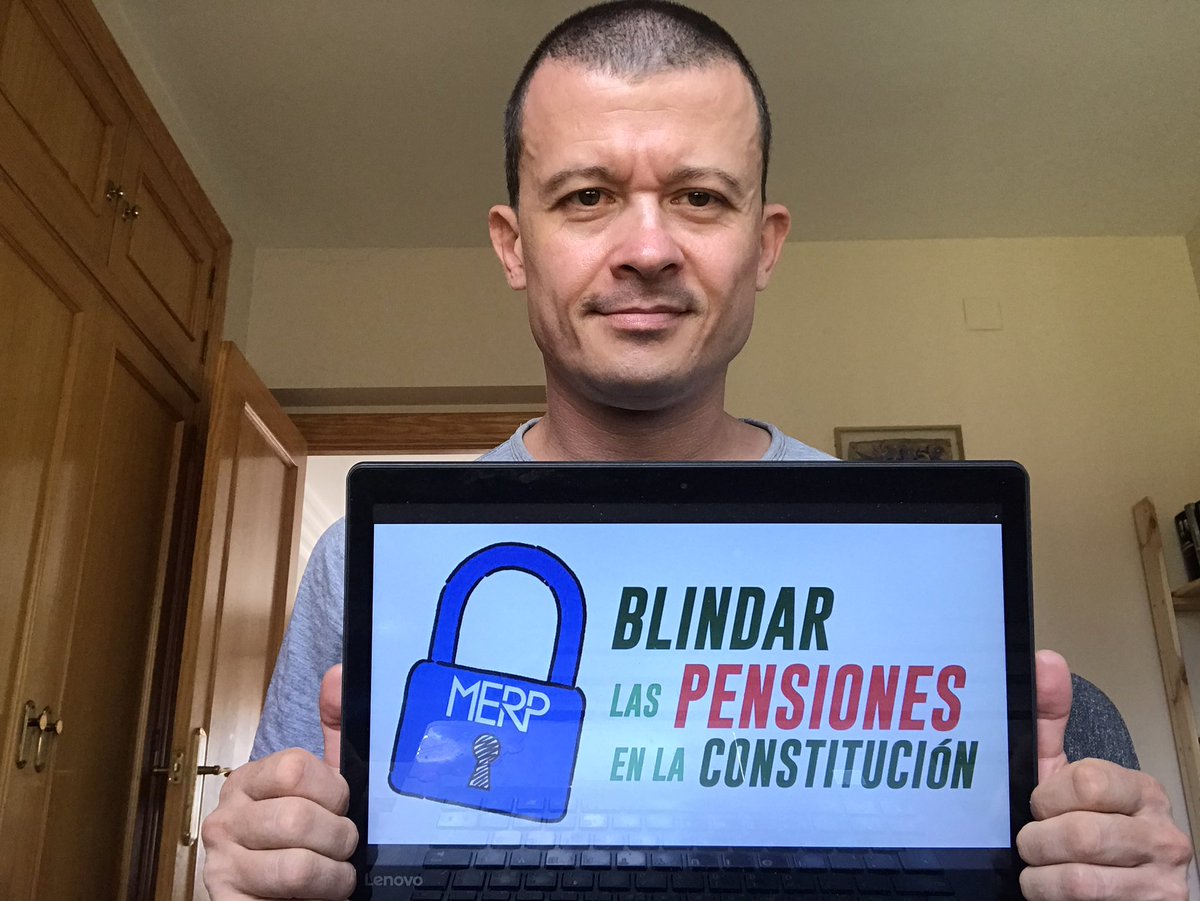 leonbacall's tweet photo. Conseguir #ElCandadoDeLasPensiones puede abrir una nueva etapa para nuestro país, en la que no tengamos que recuperar lo perdido cíclicamente, sino sólo luchar por mejorar cada vez más. Hay que #BlindarLasPensiones en la Constitución #FelizJueves https://t.co/OEr39Cs4GN