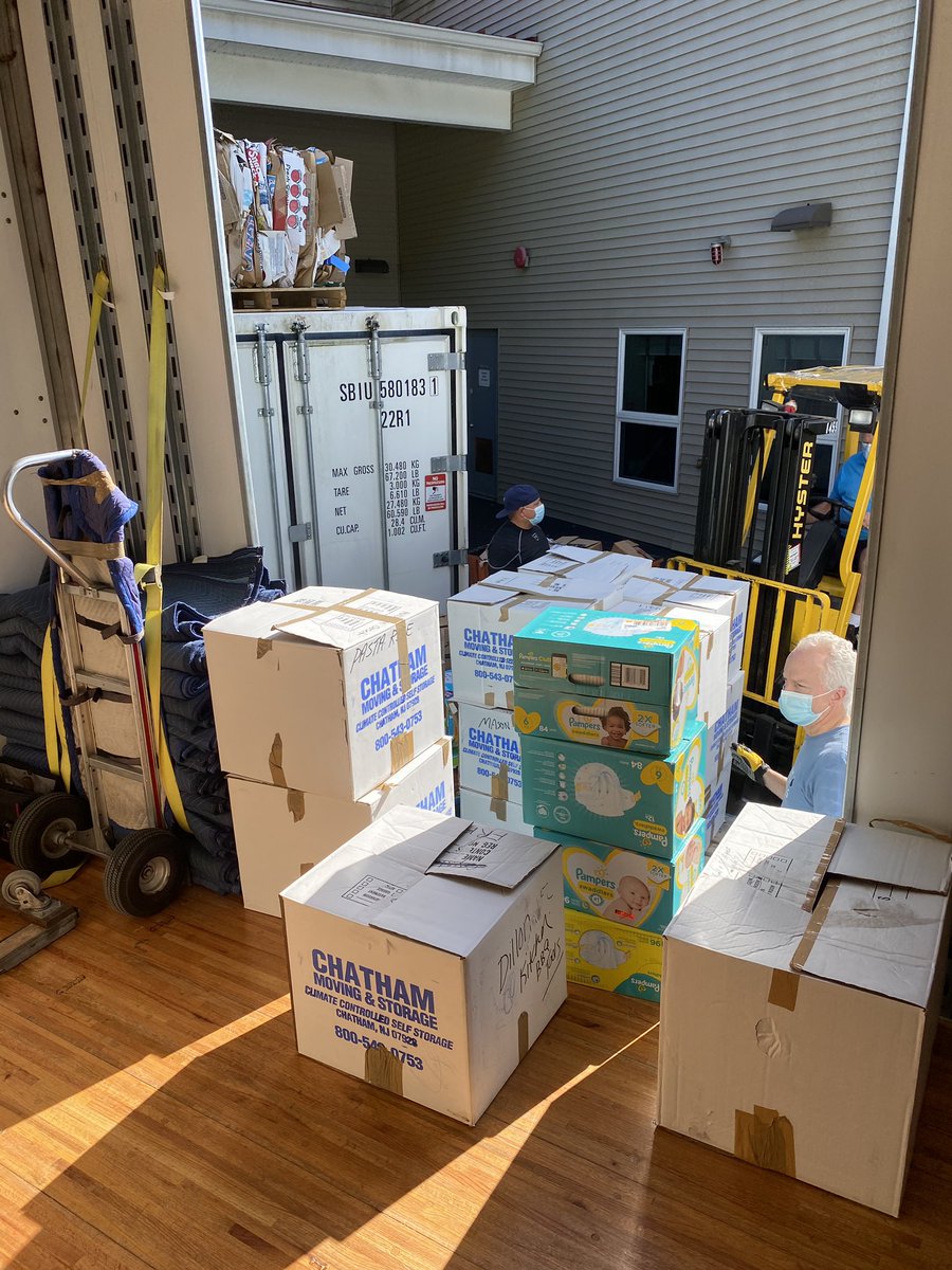 SupportHillside's tweet photo. The numbers are in. Hillside and Hillside Hose Ladies Auxiliary delivered over 3,000 pounds of donations to the @InterfaithFoodP this week thanks to Chatham Moving &amp; Storage! Thank you to all who contributed to our food drive this weekend! https://t.co/pLBzTAIbSN