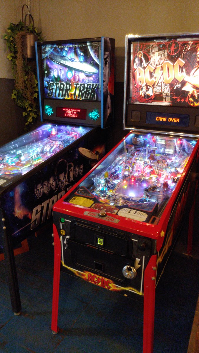 London Pinball tweet media