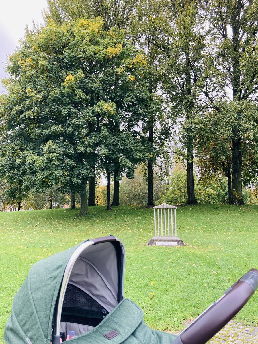 MaryTalksData's tweet image. Mat leave means getting my steps in while catching up on old episodes on @HowAIBuiltThis. Check out the one by @dominicjjordan-he talks about his int’l career journey and what brought him to @nbrowncareers (also name checks my whole fam, inc Mr in the pram)