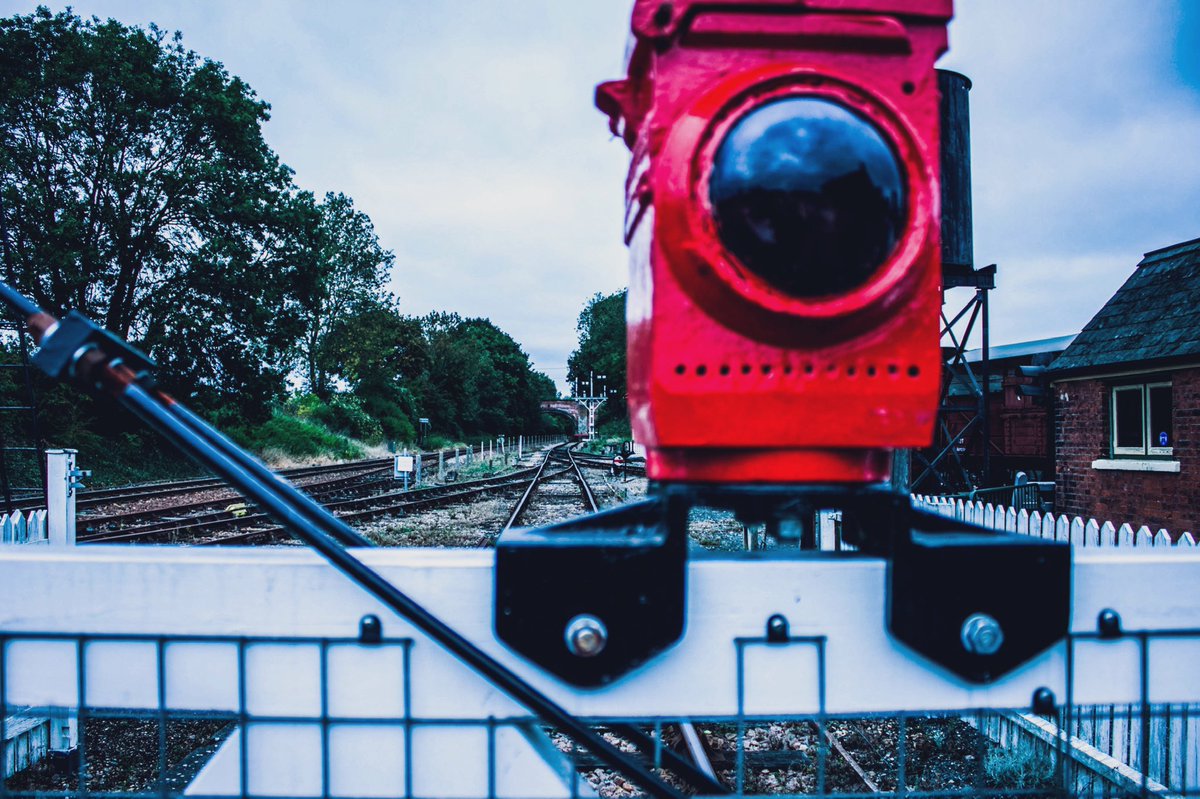 XavMars's tweet photo. E.A.R.M.
#photo #photography #photographer #photographylovers #fotografia #fotografie #train #trains #journey #travel #canon #canonphotography #england #trainspotting #essex #colchester #wakescolne https://t.co/uKhZM9NL1s