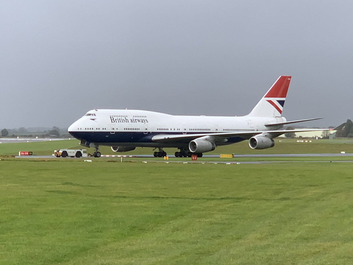 jethubuk's tweet photo. Great to see this iconic @British_Airways aircraft land @CotswoldAirport #farewell747 https://t.co/NXP0SKgtCN