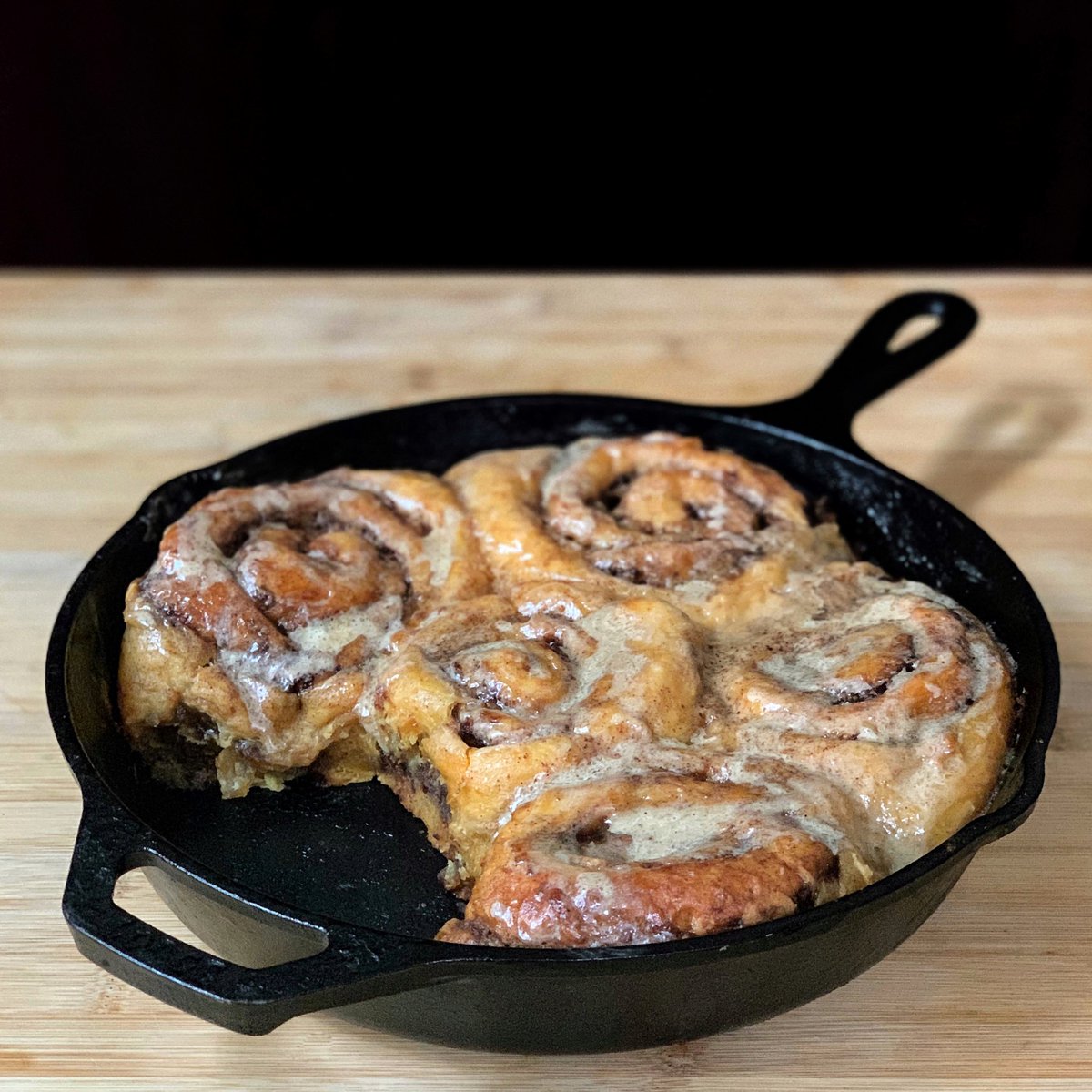 The perfect fall recipe and an incredibly forgiving, fluffy and rich dough- sweet potato cinnamon rolls with brown sugar mascarpone frosting  #humblebragdiet