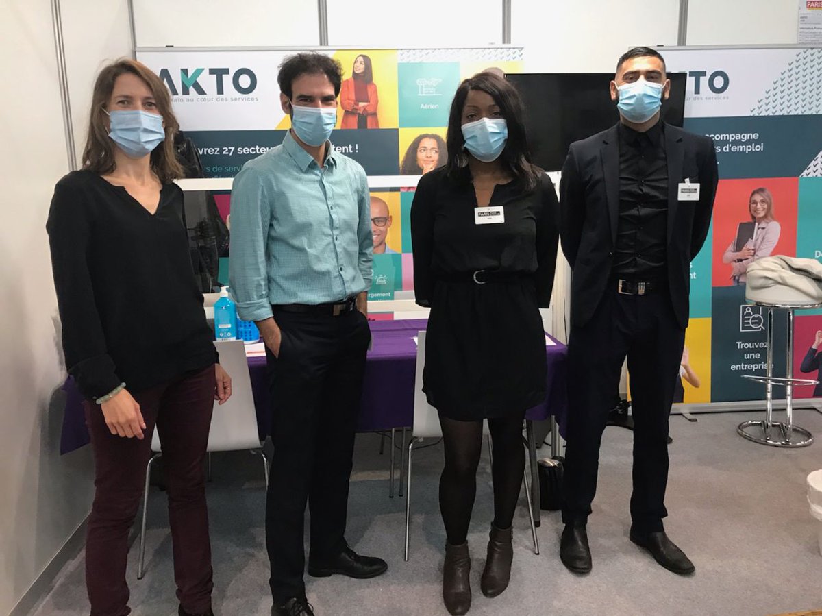 #AKTOSACTIVE pour l'emploi et participe au salon Paris pour l'emploi les 8 &amp; 9 octobre à la Grande Halle de la Villette. 😀 Les conseillers AKTO sont à l'écoute des visiteurs en recherche d'information sur les métiers, recherche d'emploi, de contrat en alternance ou de formation.