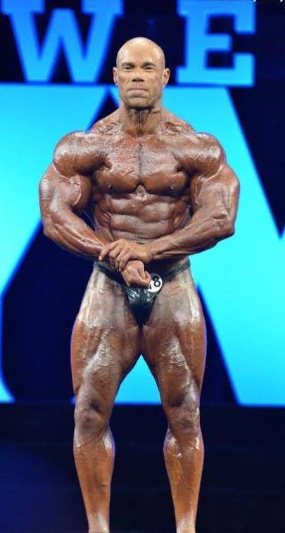 バズーカ 岡田 ステロイド 懸垂はどうやったら回数をこなせるようになりますか 30代男性