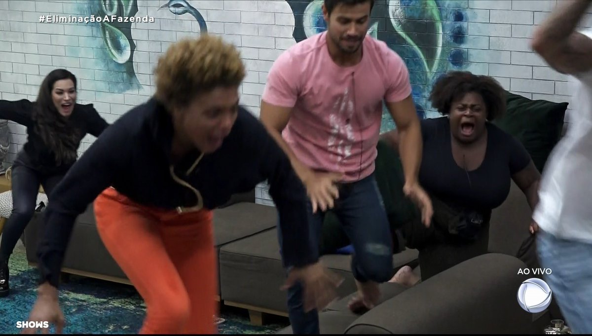 Essa imagem merece uma quadro no museu #EliminacaoAFazenda