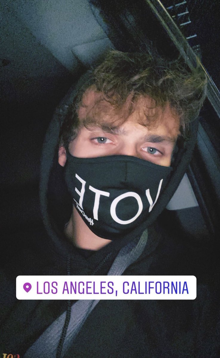 jonah marais wearing a mask: a very necessary thread!