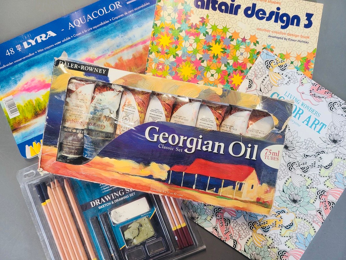 scrap_a2's tweet image. 🎨 ART SUPPLY DROP! 
Art pencils, adult coloring books, and paint all hitting the floor tomorrow morning! 
The shop opens at Noon and is brimming with materials 💚 

Support SCRAP. Support Reuse in our community! 

#CreativeReuse #Reuse #WeLoveOurCommunity