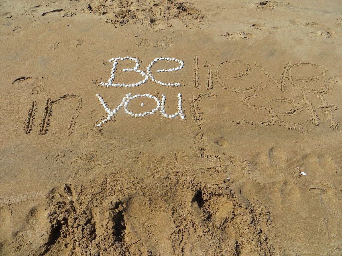 SwaltyCompChick's tweet image. “Be yourself; everyone else is already taken.”
– Oscar Wilde
SwaltyComputerChick.com
#womenownedbusiness #Womenowned #fixmycomputer #fixmylaptop #computers #stahl #it #ComputerServices #Laptop #desktop
@SwaltyCompFix
@SwaltyComputer
