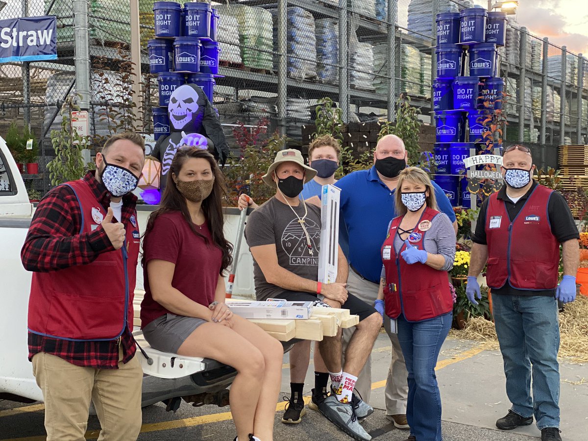 📚🍎🎃The great teachers of John N. Dalton School here in Radford volunteered for our Trick or Treat Event tonight in exchange for the donation to their Fall Festival this year! What an awesome trade off! 🎃🍎📚 #community <a href="/lowes/">Lowe's</a> <a href="/shadscarrette/">Shad Scarrette</a> <a href="/Lillianatlowes/">Lillian Johnston</a> <a href="/charlesatlowes/">charlesatlowes</a>