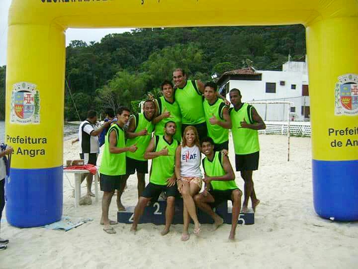 arenabeachhand's tweet photo. Esse dia foi muito bom....
🥇🏆☀️🏖 #tbt #tbt💚 #tbt2009 #tebete #throwbackthursday #praiadobonfimangra #angradosreis #riodejaneiro #br #brasil #arenabeachhandball #handeboldeareia #beachhandball #beachhandballbrasil #iplaybeachhandball #balonmanoplaya #andeboldepraia #handbeach https://t.co/SOinVoAMBj