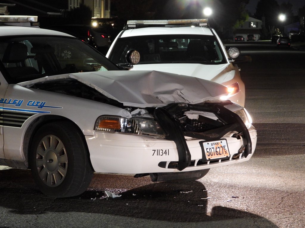 SLCScanner's tweet image. 1 of 5 #WVCPD 0306am 6710 W 4145 S Dispatched on #SuspiciousVehicle in parking lot of LDS church on a truck idling for couple hours. Officers pulled in front of the truck. The male driver woke up when they opened his door. He put the truck into reverse knocking the officer down.