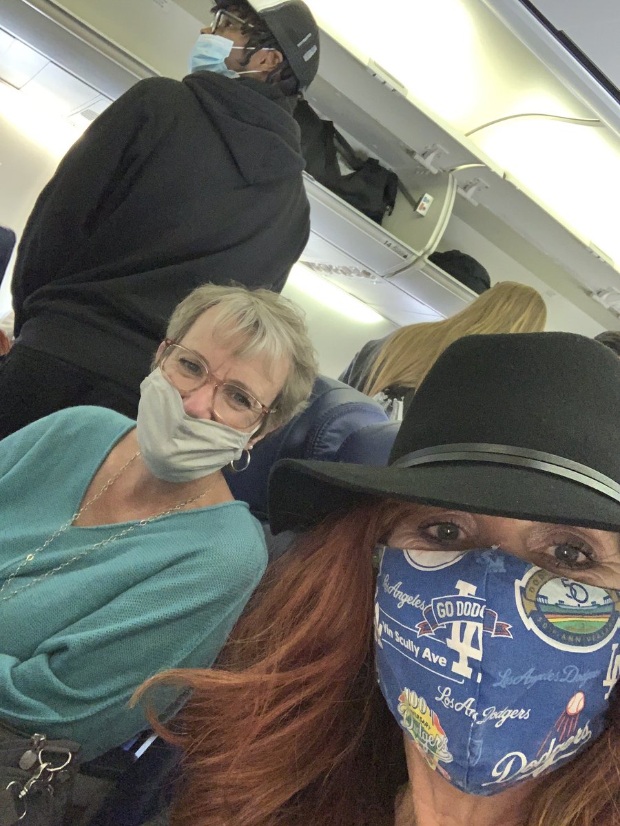 Edie Chambers tweet media