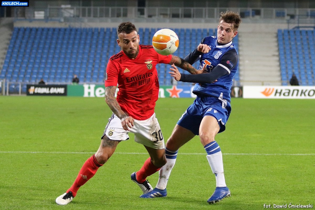KKSLECHcom's tweet photo. 📸 Benfica Lizbona postraszona przez Kolejorza 🚆
ℹ️ Lech tylko w 1 meczu z Benfiką strzelił więcej goli niż we wszystkich 4 poprzednich z Portugalczykami
📸 80 zdjęć z inauguracji grupy D Ligi Europy 2020/2021 przy Bułgarskiej ▶️ https://t.co/opdTHJir8k
#LPOBEN
#LPOSLB
#UEL https://t.co/c1X1ruj3eN