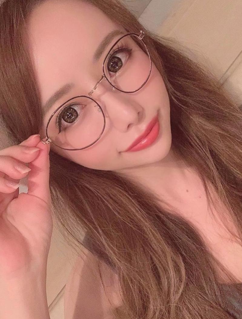 寝起き(風)🙃🙂はは髪色が綺麗だった💭 #日本#日本##大阪 😋