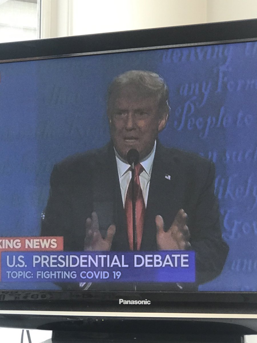 tstack207's tweet image. Cmon Trumpy give it to him! Got a multi bet riding on you my man #makemerichagain